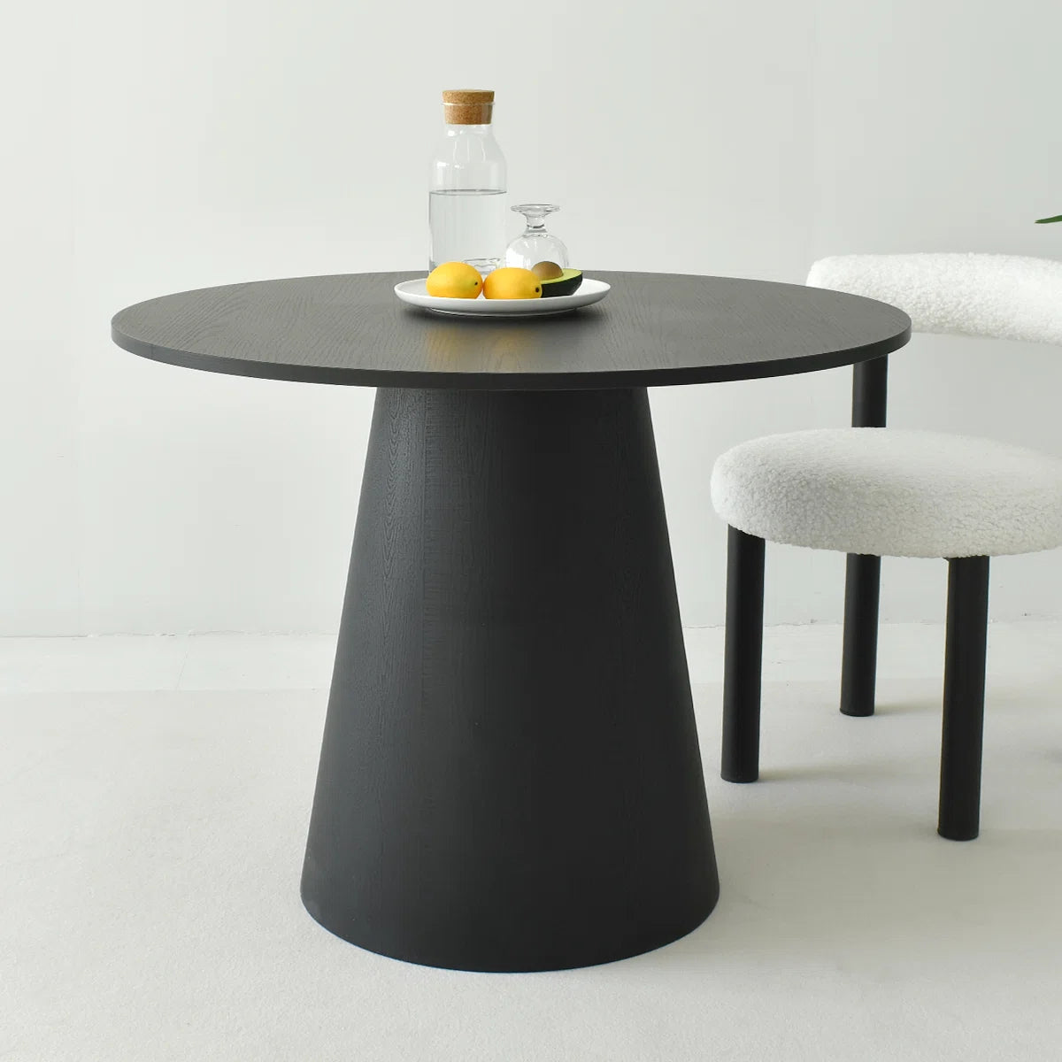 Agne 35" Round Pedestal Dining Table